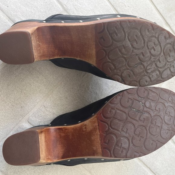 Black Wooden Heel Size 8 Seude Ugg Clogs - Picture 5 of 5